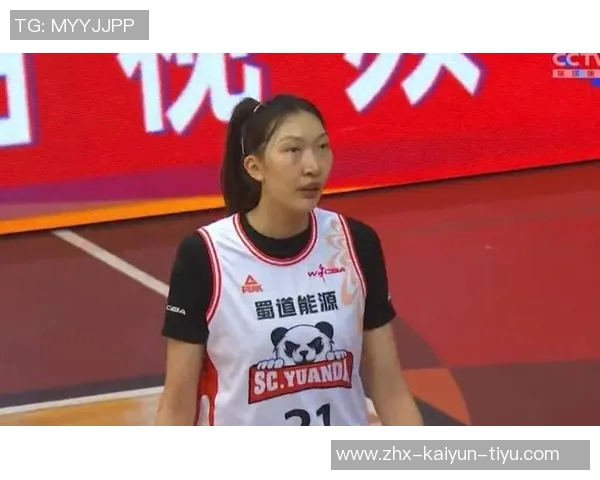 韩旭荣膺WCBA联赛常规赛最有价值球员奖杯展现卓越篮球实力